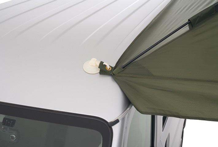 車体には吸盤で取り付け