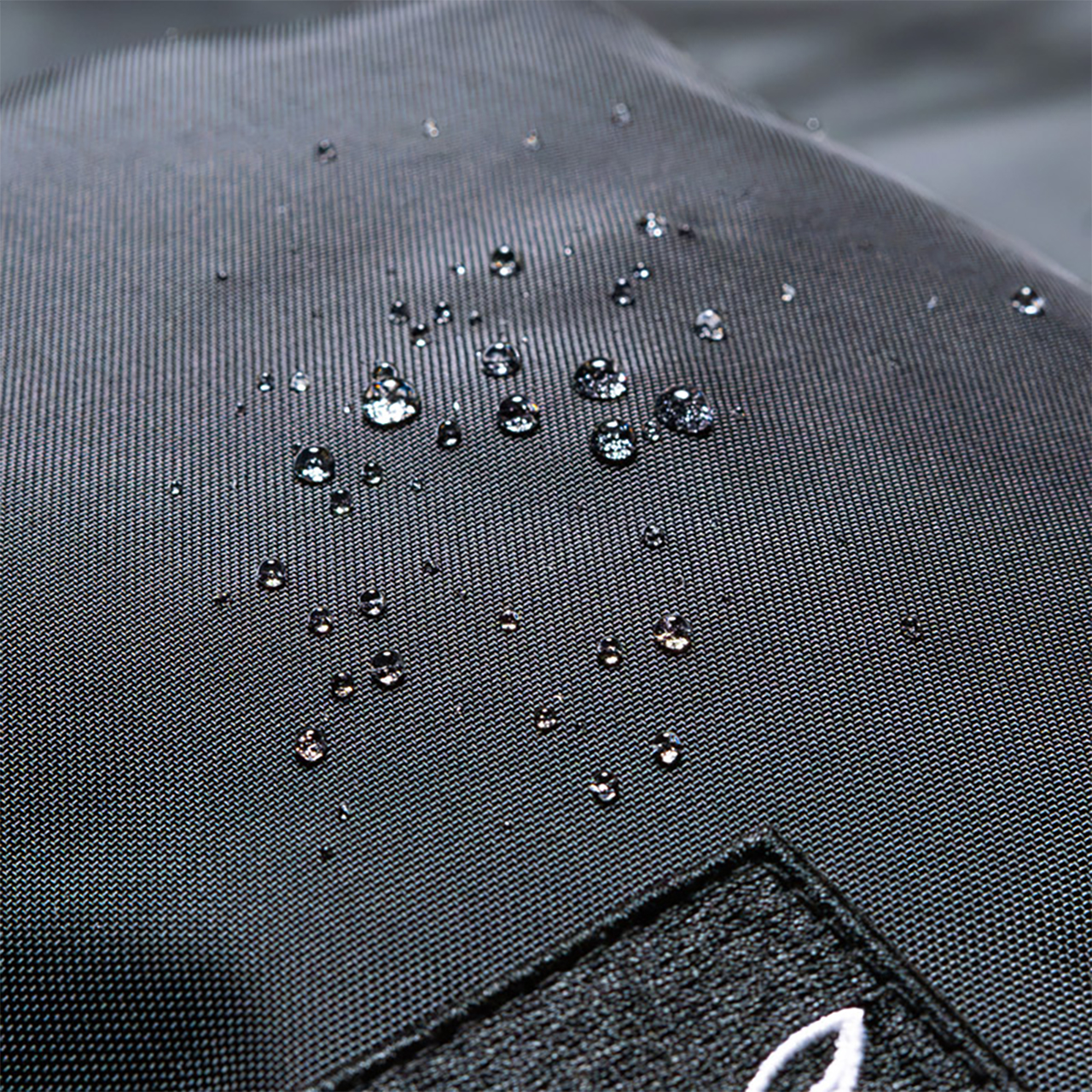 生地には撥水加工