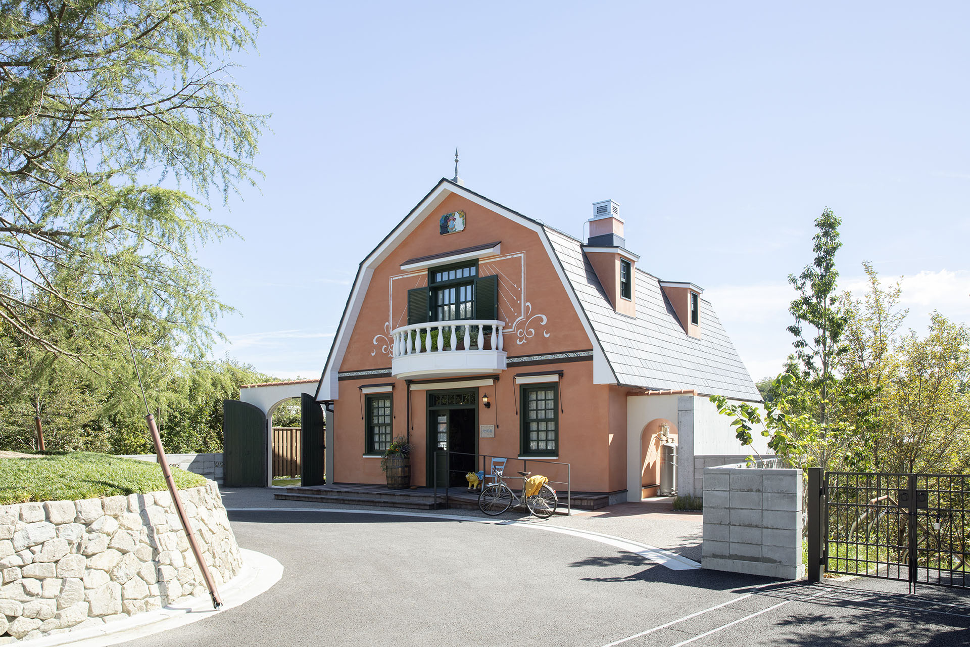 「耳をすませば」の「地球屋」がある青春の丘 &copy;Studio Ghibli