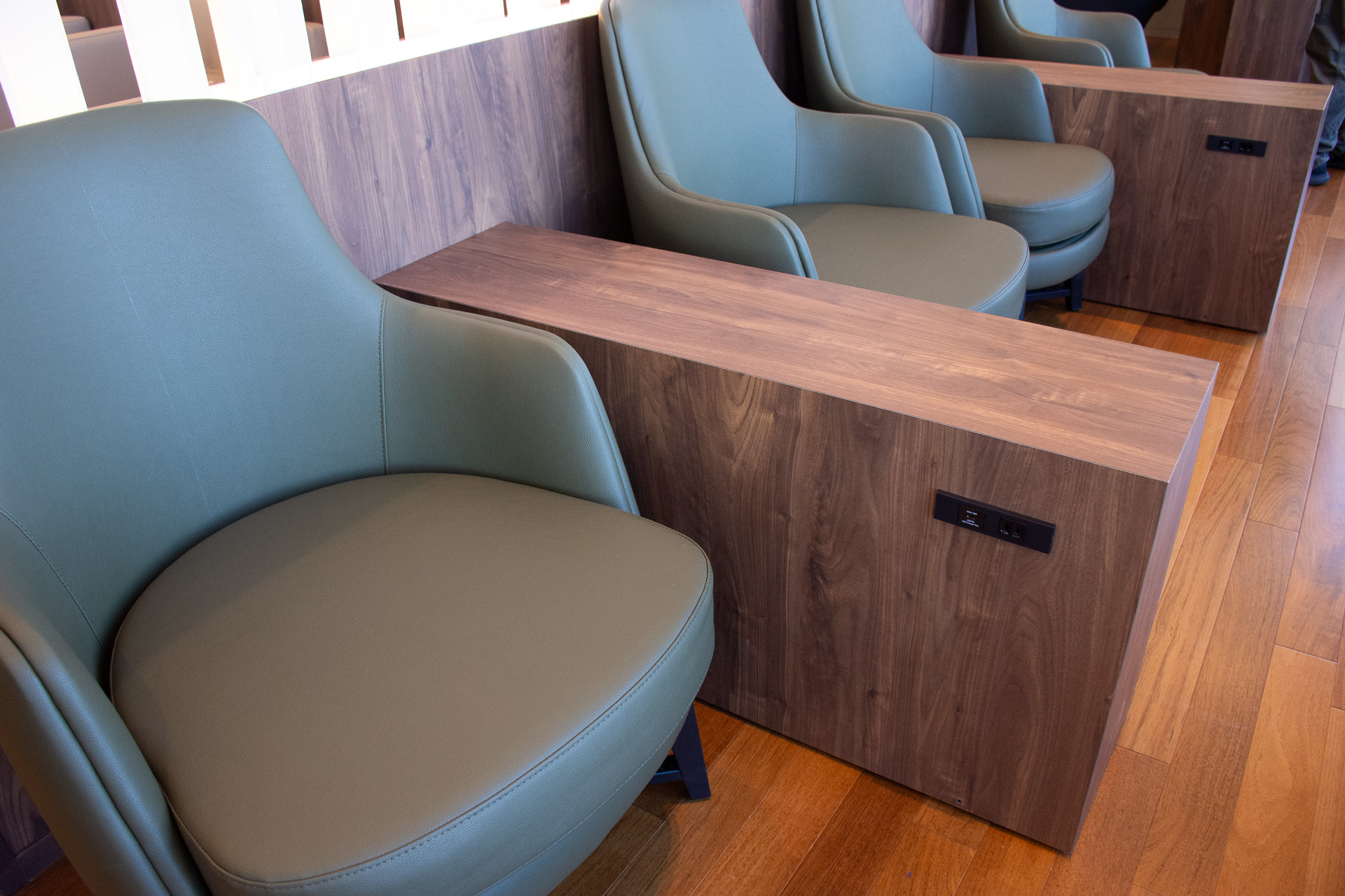 ラウンジの面積は800m<span class="em sup">2</span>。今後1500m<span class="em sup">2</span>まで拡張するという