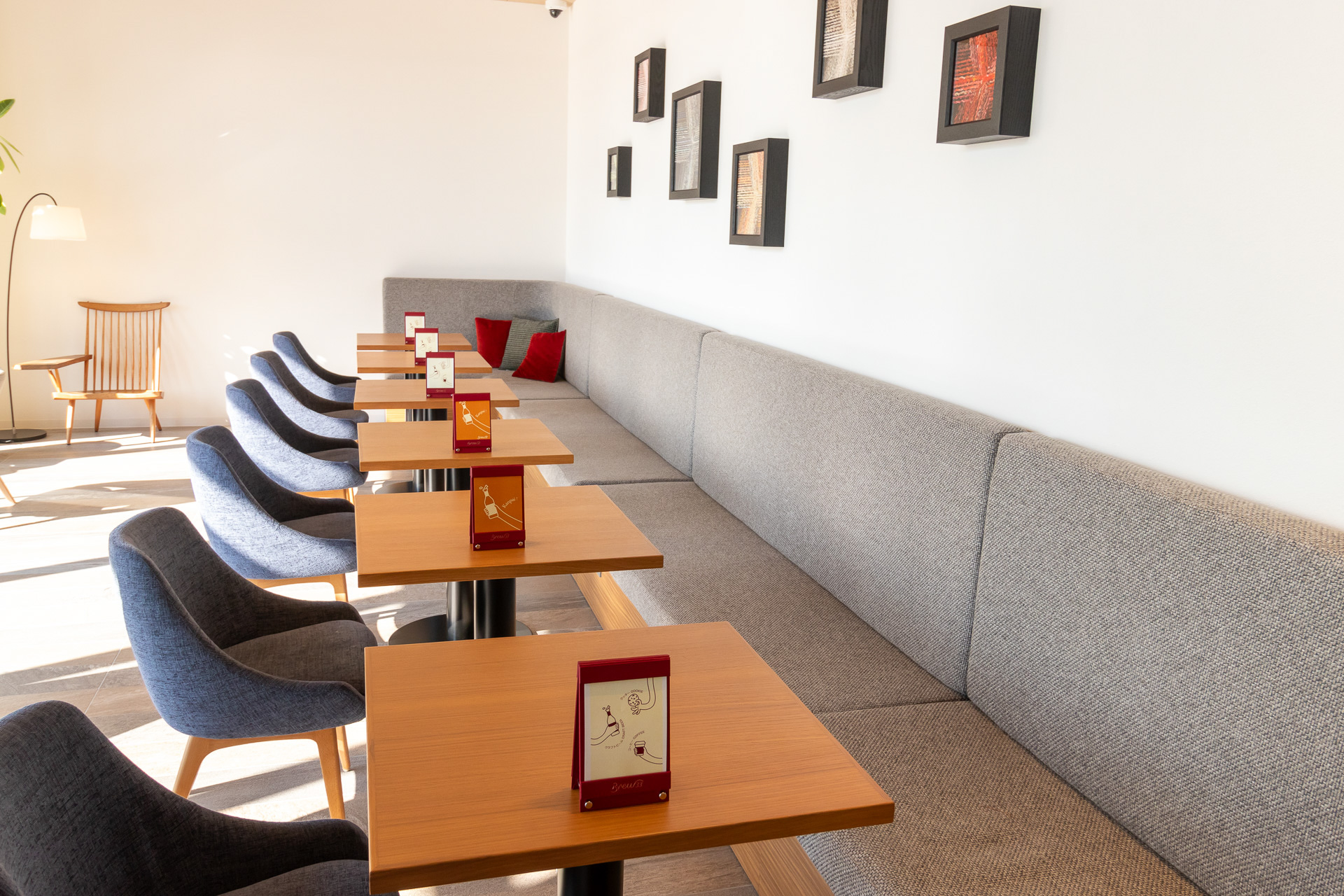 ロビーラウンジの「Brew33 Lounge」