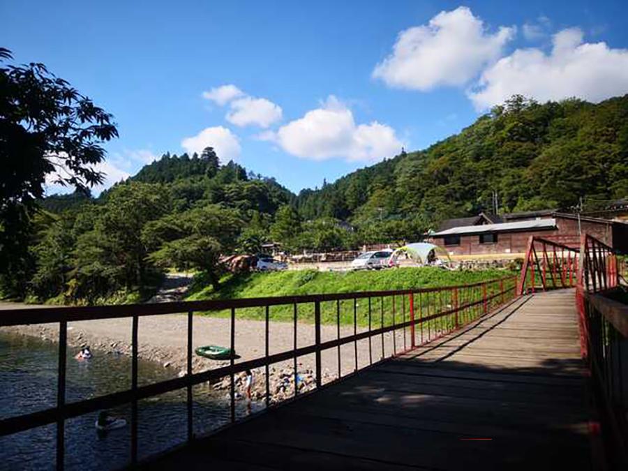 インストラクター在中で初心者も安心の「ケニーズ・ファミリー・ビレッジ／オートキャンプ場」