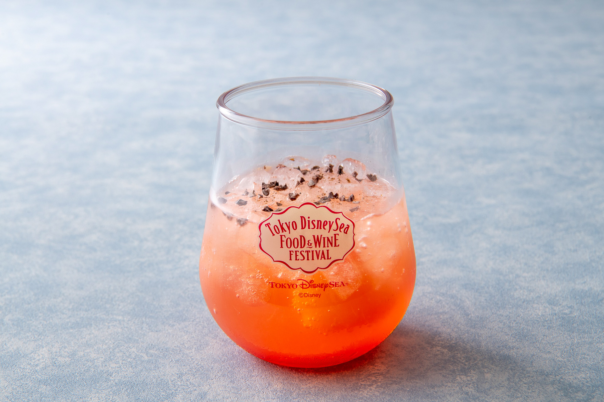 「ノーチラスギャレー」の「スパークリングカクテル（ウイスキー＆シトラス）」（880円）