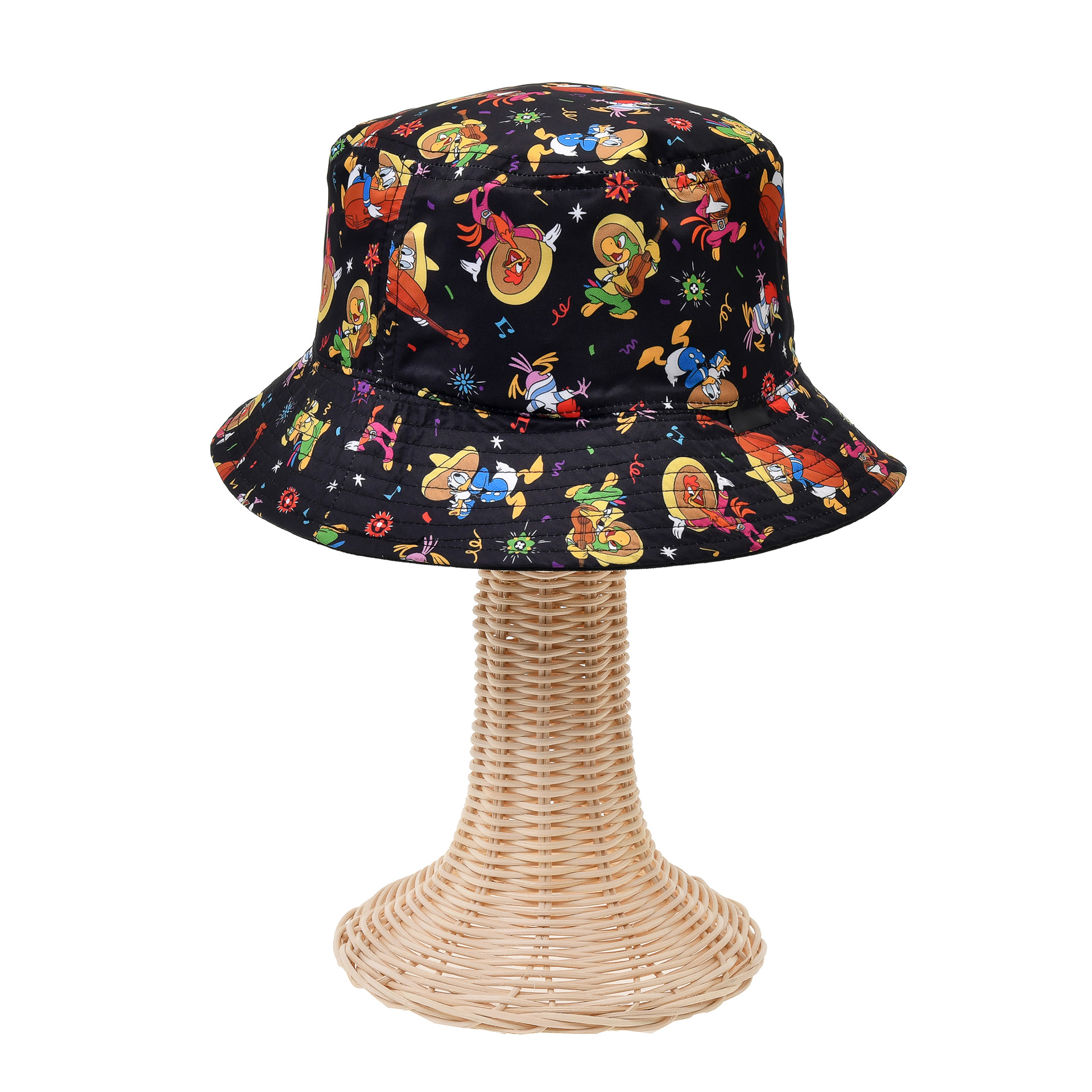 「ハット リバーシブル」（4000円）