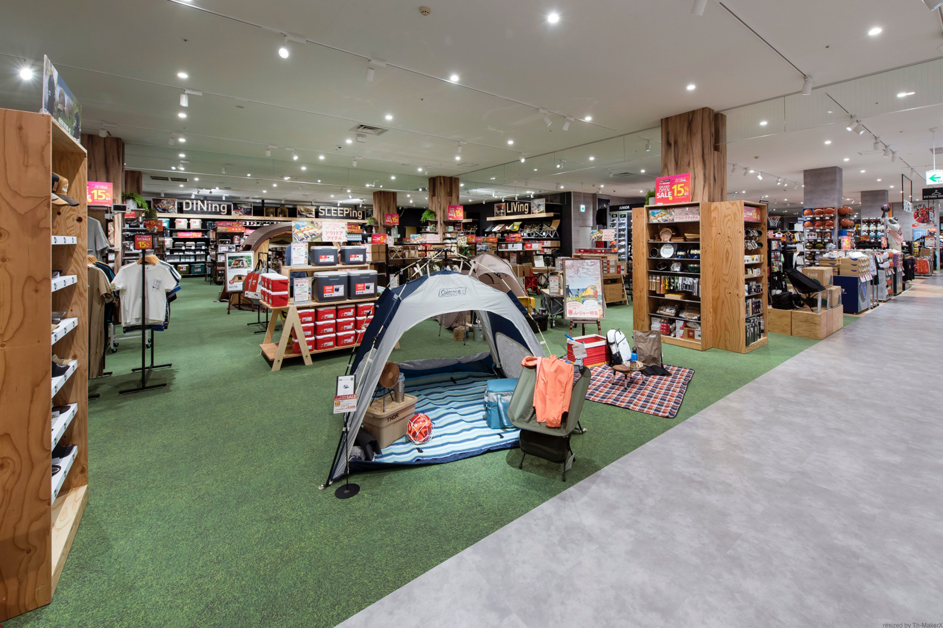 売り場はシーンごとに分けている