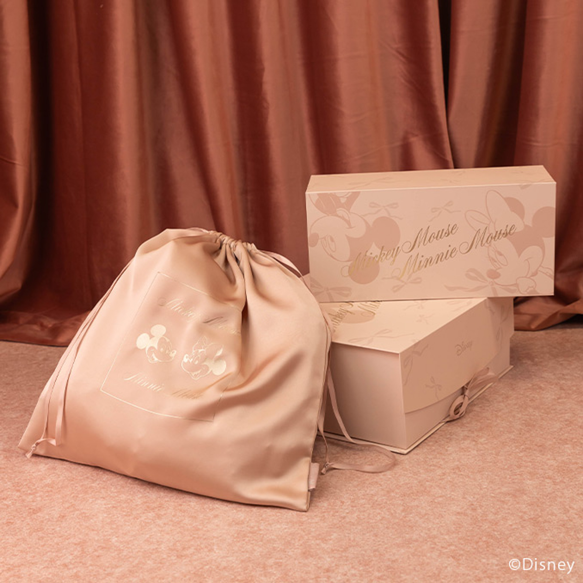 コレクションアイテムの購入でスペシャルBOX＆巾着をプレゼントする