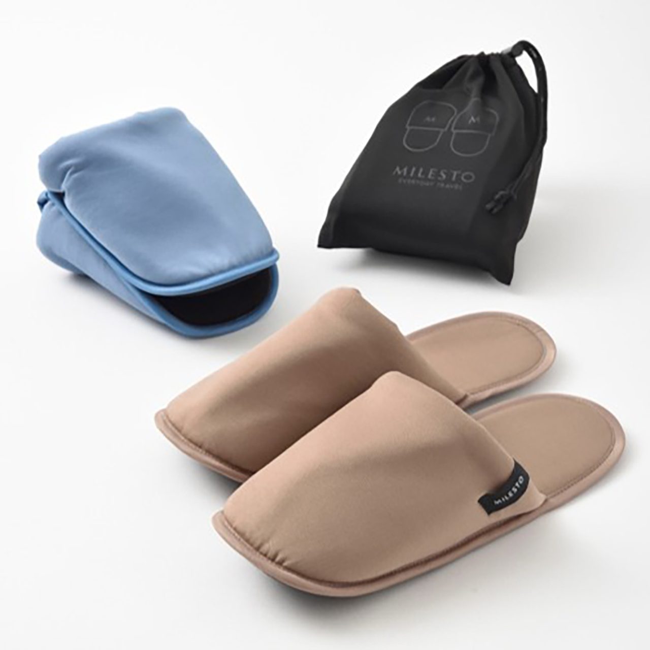 「SLIPPERS」は2サイズ展開