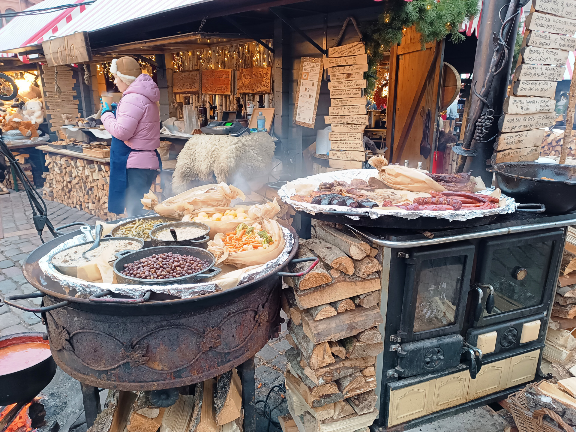 リガ大聖堂周辺のクリスマスマーケット