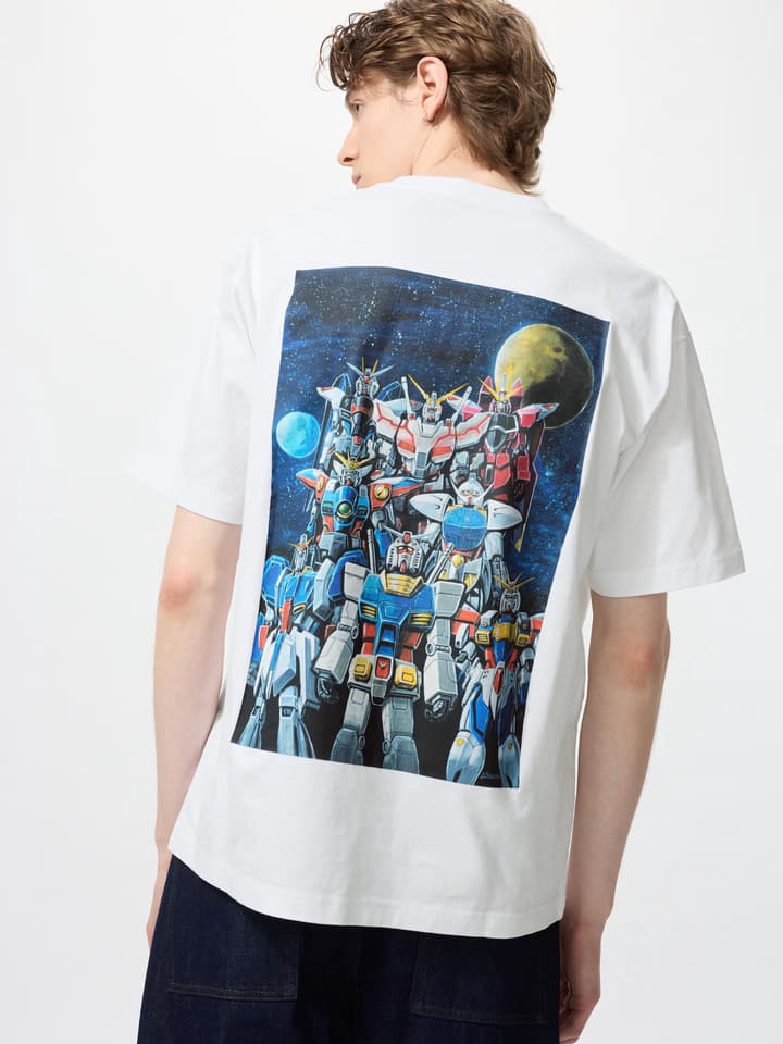 ユニクロ、45周年「機動戦士ガンダム」Tシャツ発売。メカニック