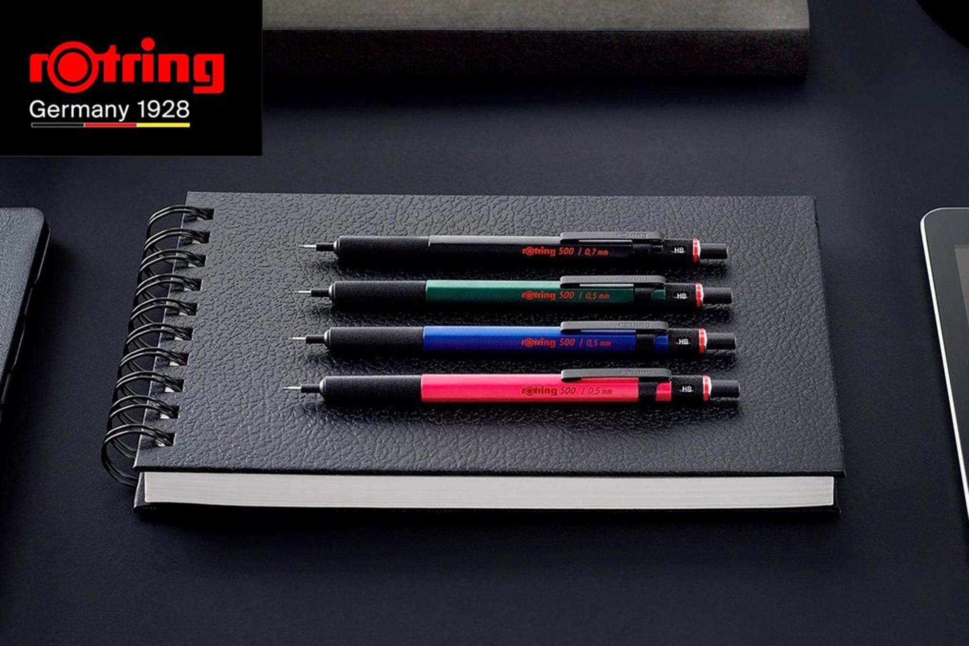ドイツメーカー・ロットリングの「メカニカルペンシル」。ブラック、グリーン、ブルー、レッドの4色