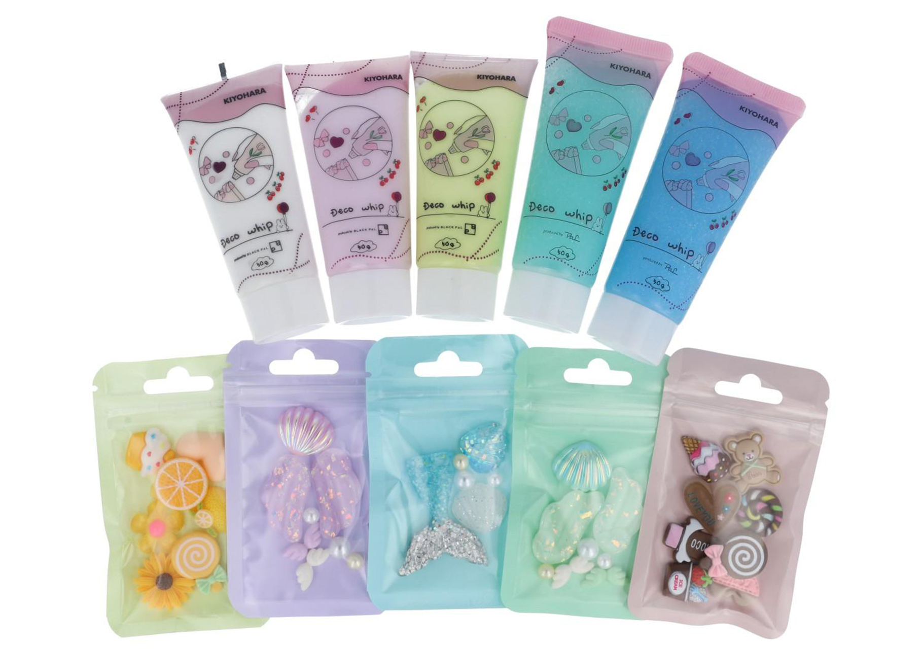 ホイップやビーズ、立体パーツも用意