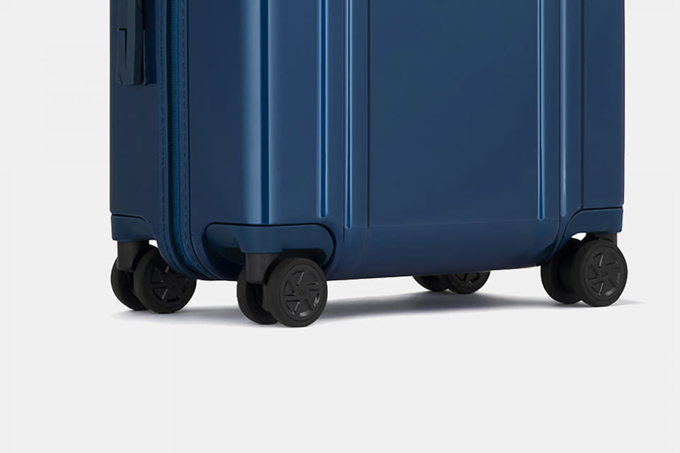 定価49,500円 ゼロハリバートン ポリカーボネート スーツ 機内持込