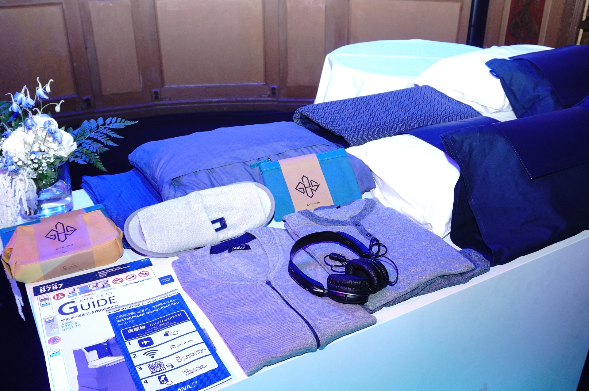 ANA機内サービスやアメニティに関する紹介コーナーも