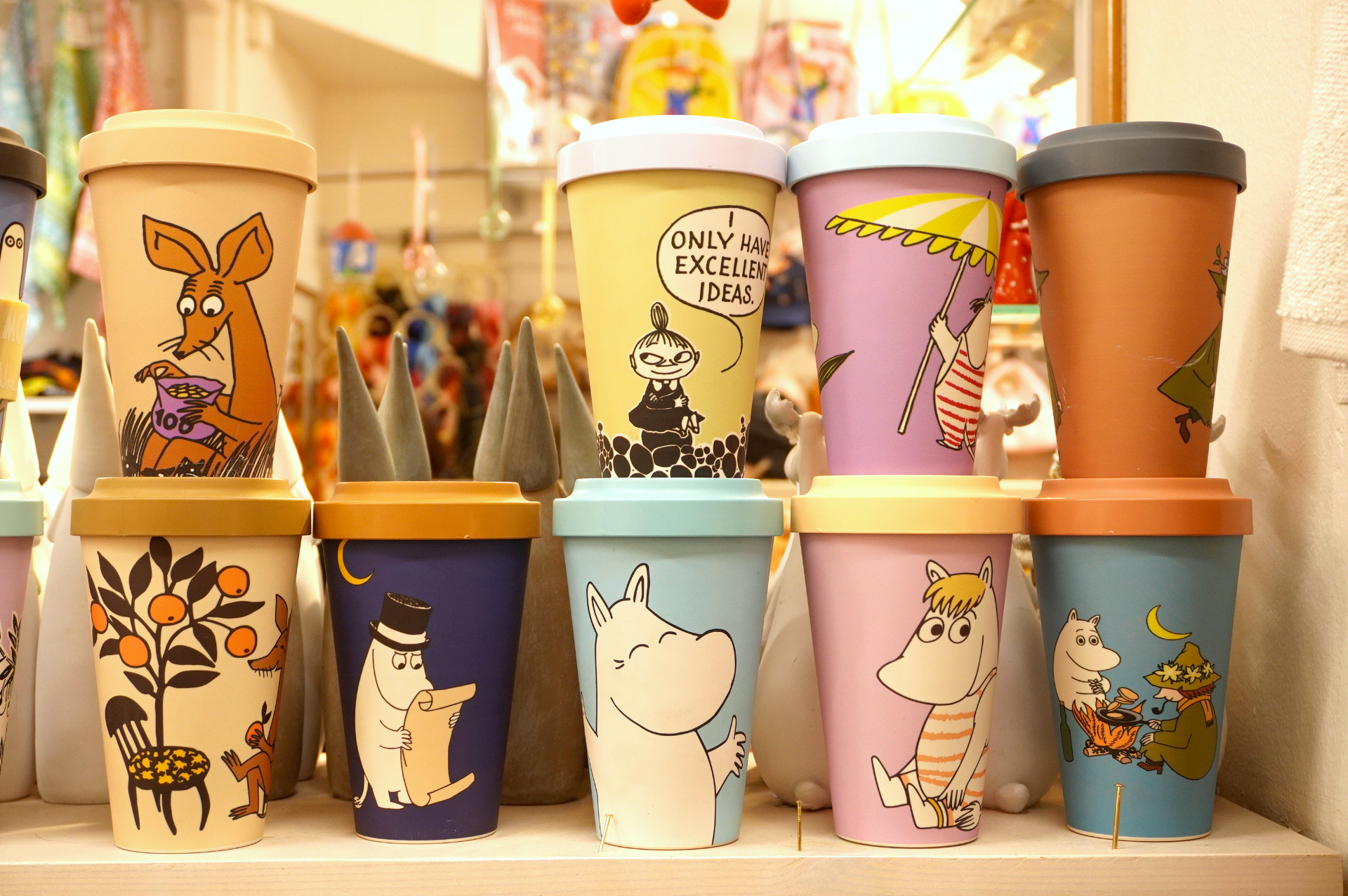 「ムーミン」はフィンランド作家トーベ・ヤンソンによってスウェーデン語で書かれた原作がはじまり