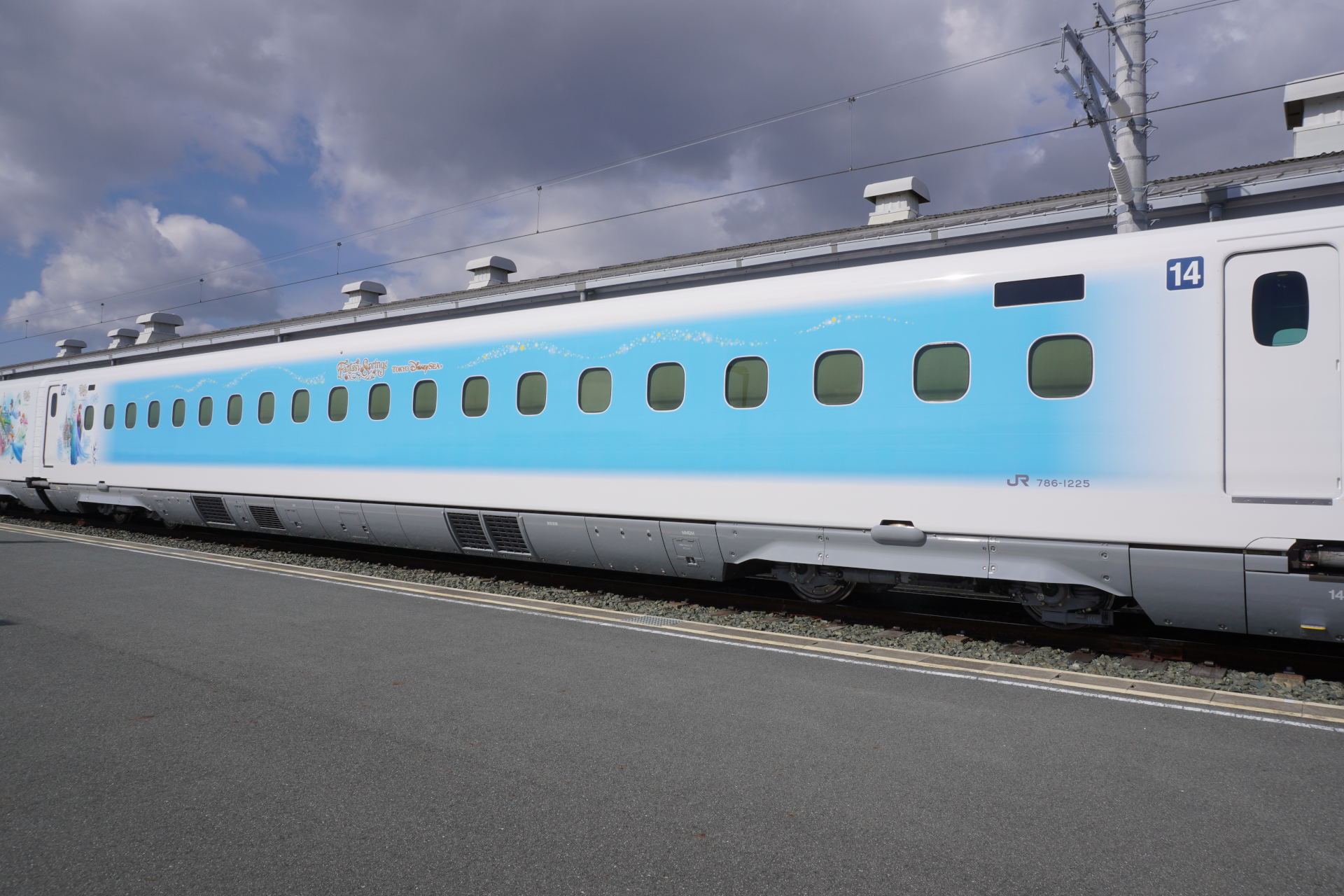 「フローズンキングダム」エリアデザイン（14号車）