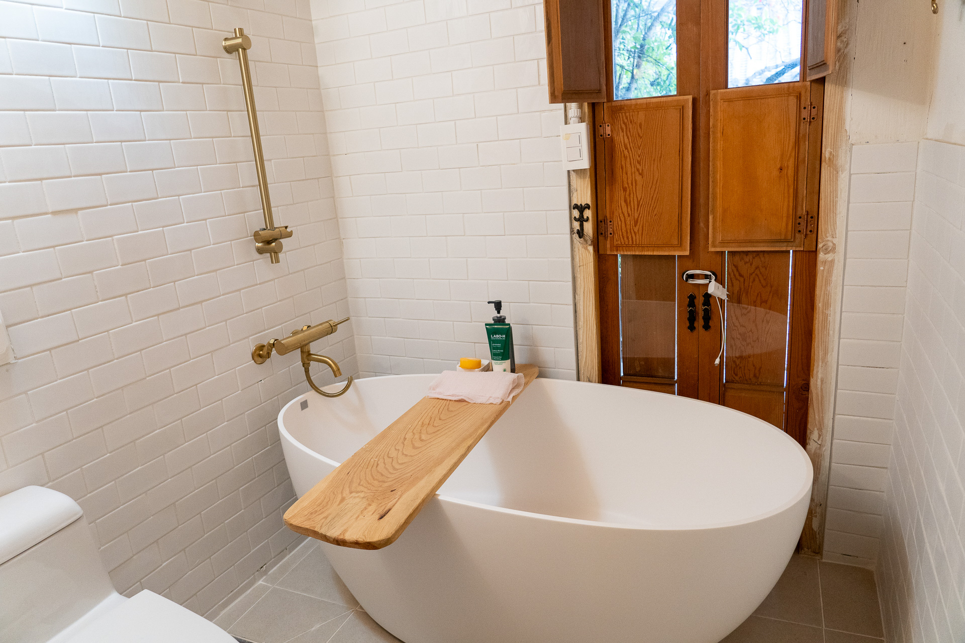 修理・改修に約3年かけて生まれ変わらせたとか