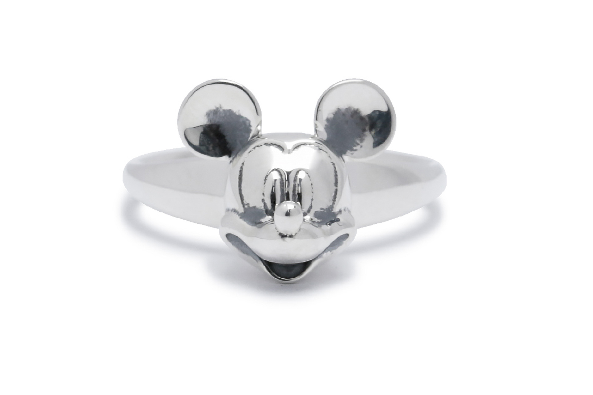 「THE ミッキーマウス リング」（1万6500円）