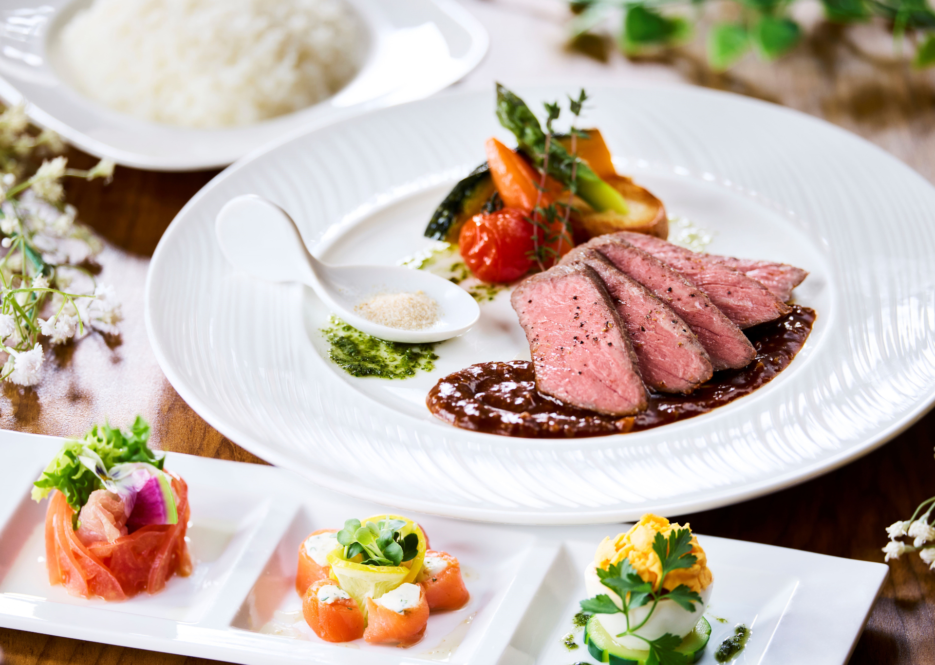 「長崎和牛のローストビーフ 季節の前菜」