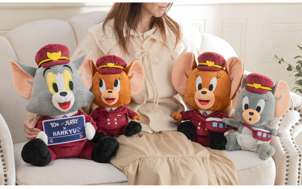 「特典6枚付き 添乗ぬいぐるみ2種セット」（2万7610円、送料無料）も選べる