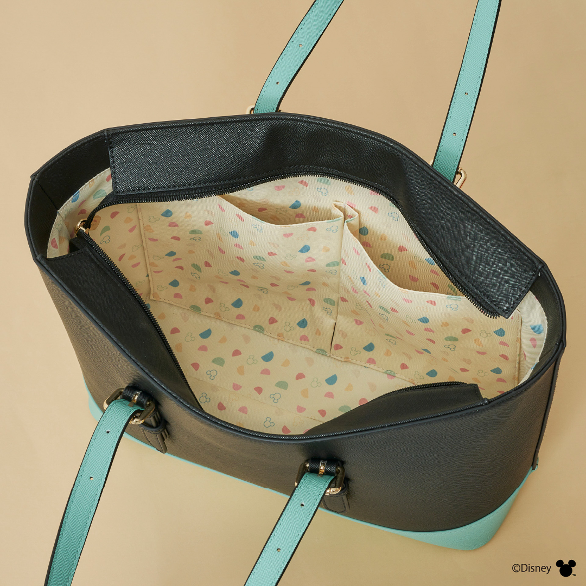 「ディズニーコレクション トートバッグ ミッキーマウス」（1万6500円）