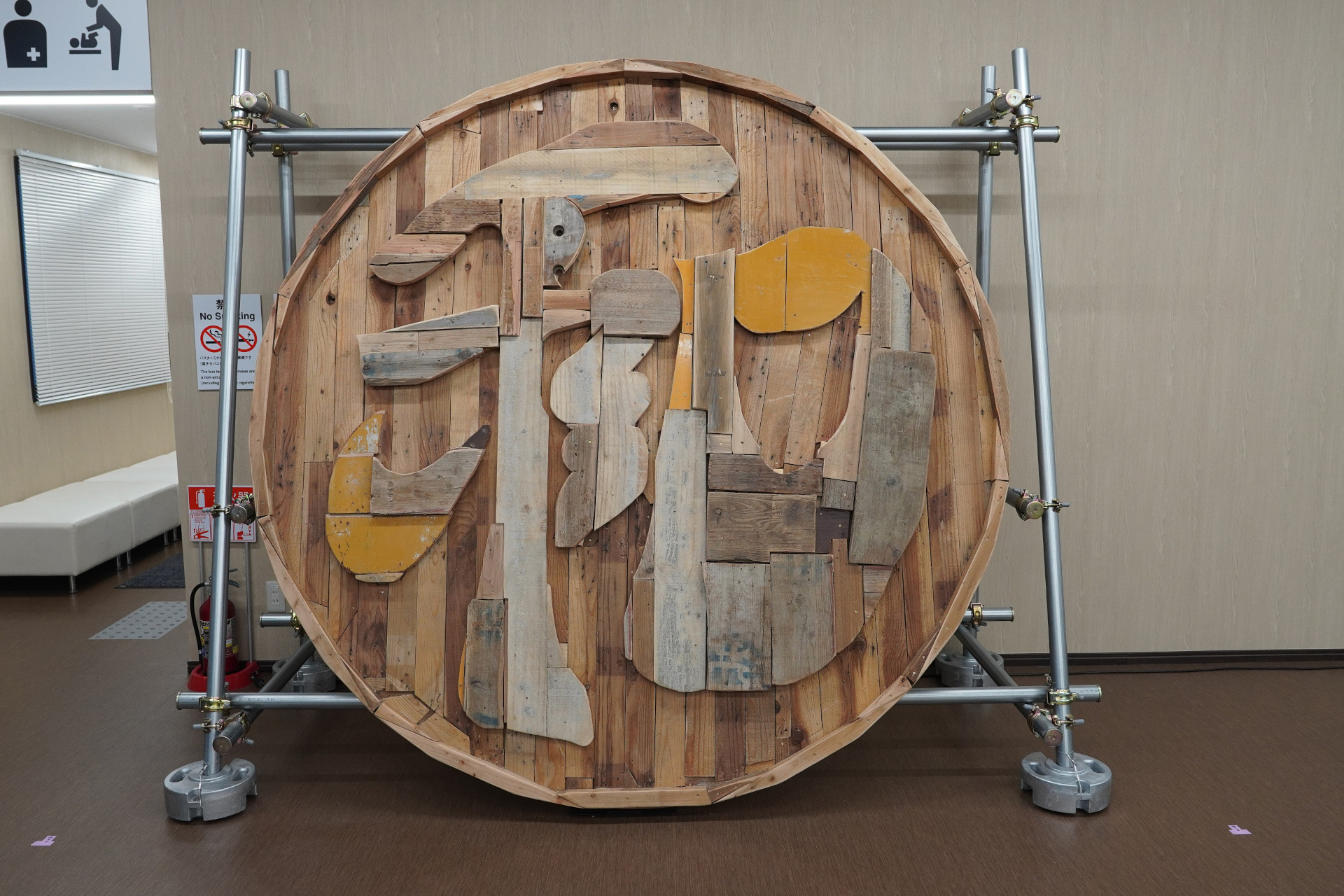 待合所に設置するアート作品