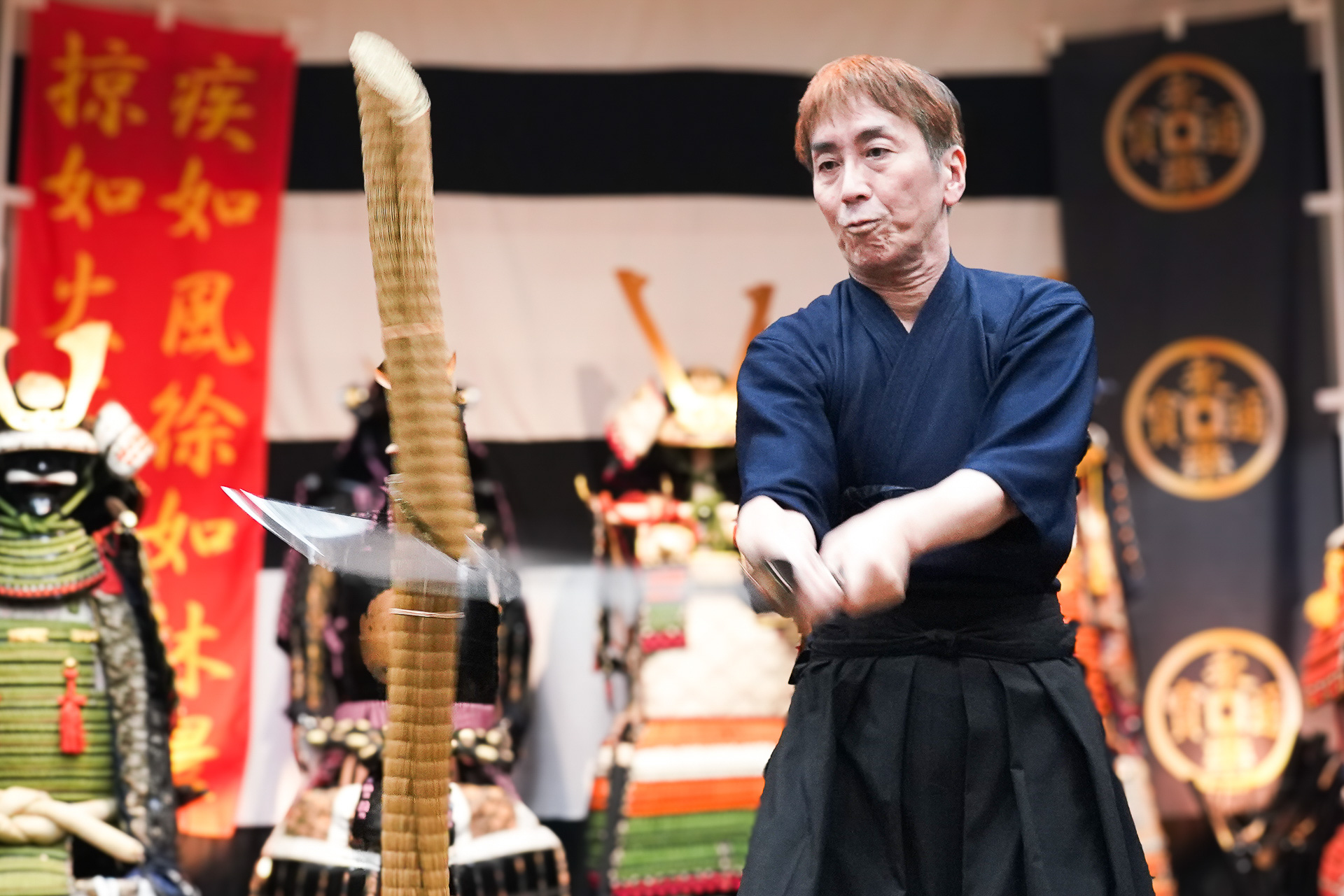 一気に振り下ろし、気持ちよく一刀両断