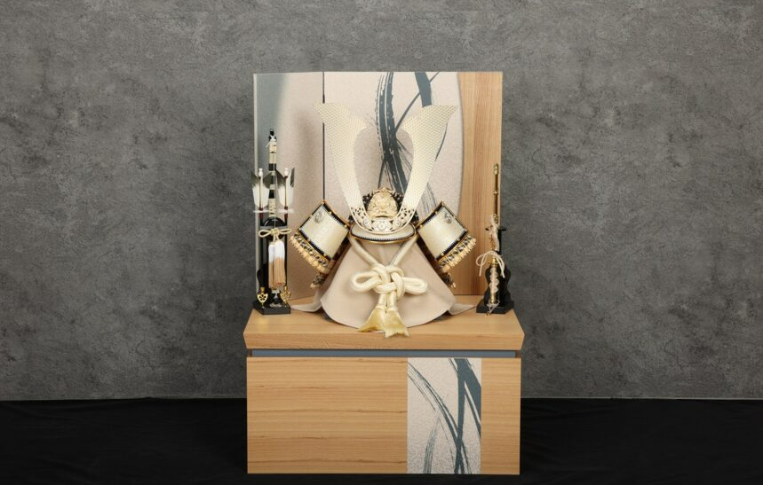 金の兜（亜麻色縅満天金星兜）