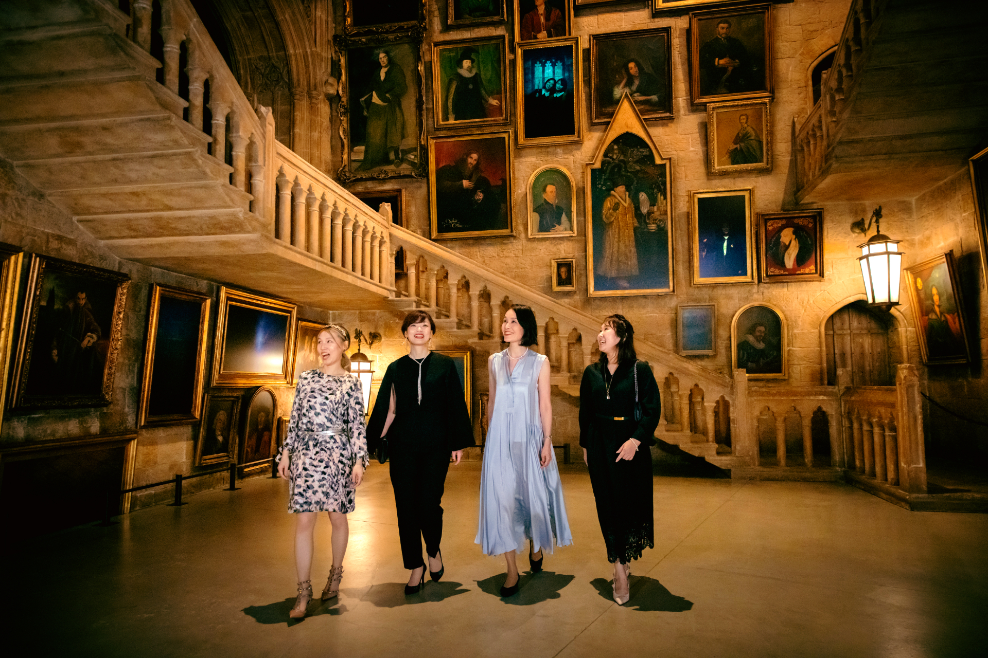 スタジオツアーを巡りながら、ハリー・ポッターの世界さながらのグルメ体験もできる