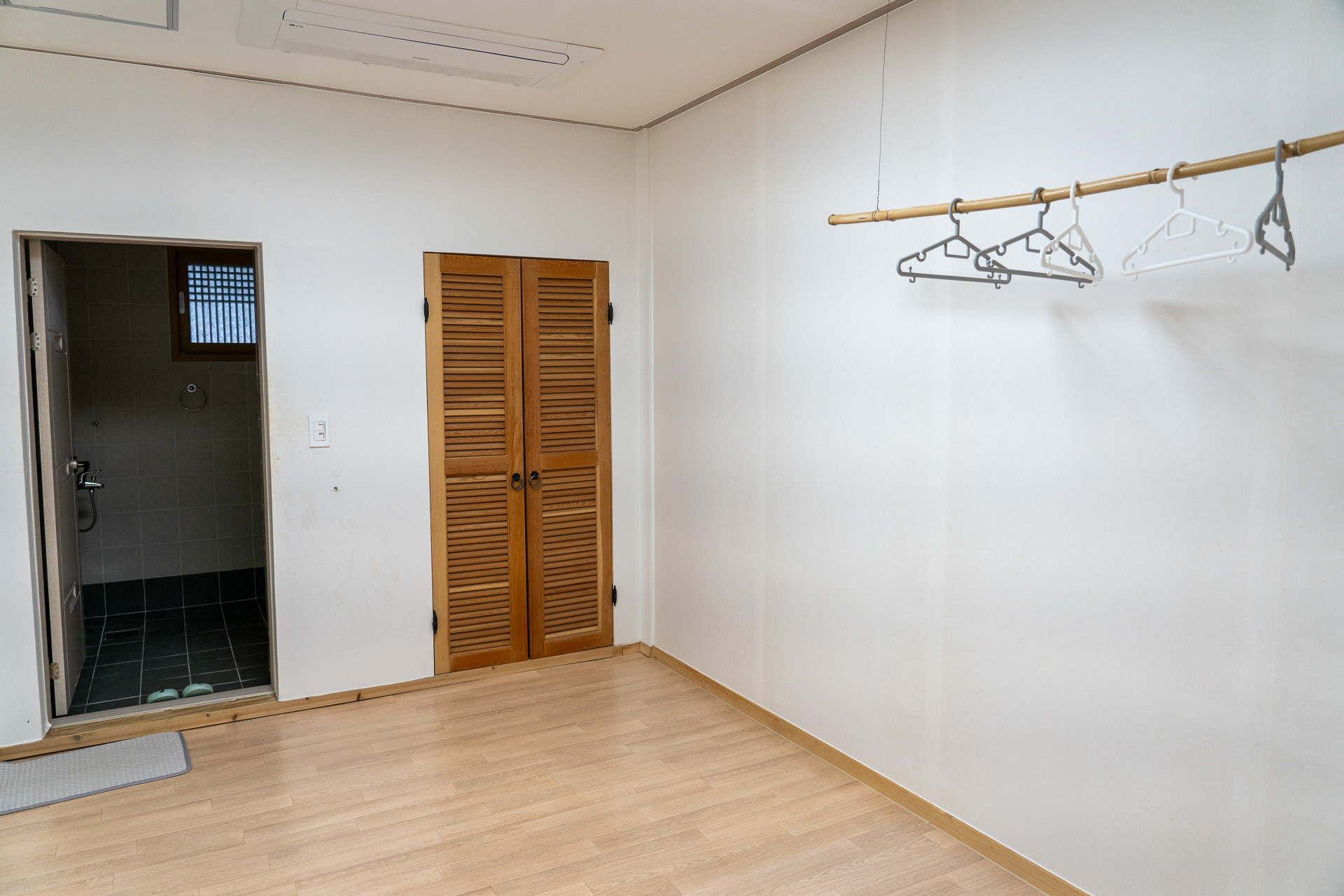 寺院宿泊プログラム「テンプルステイ」が観光客にも人気