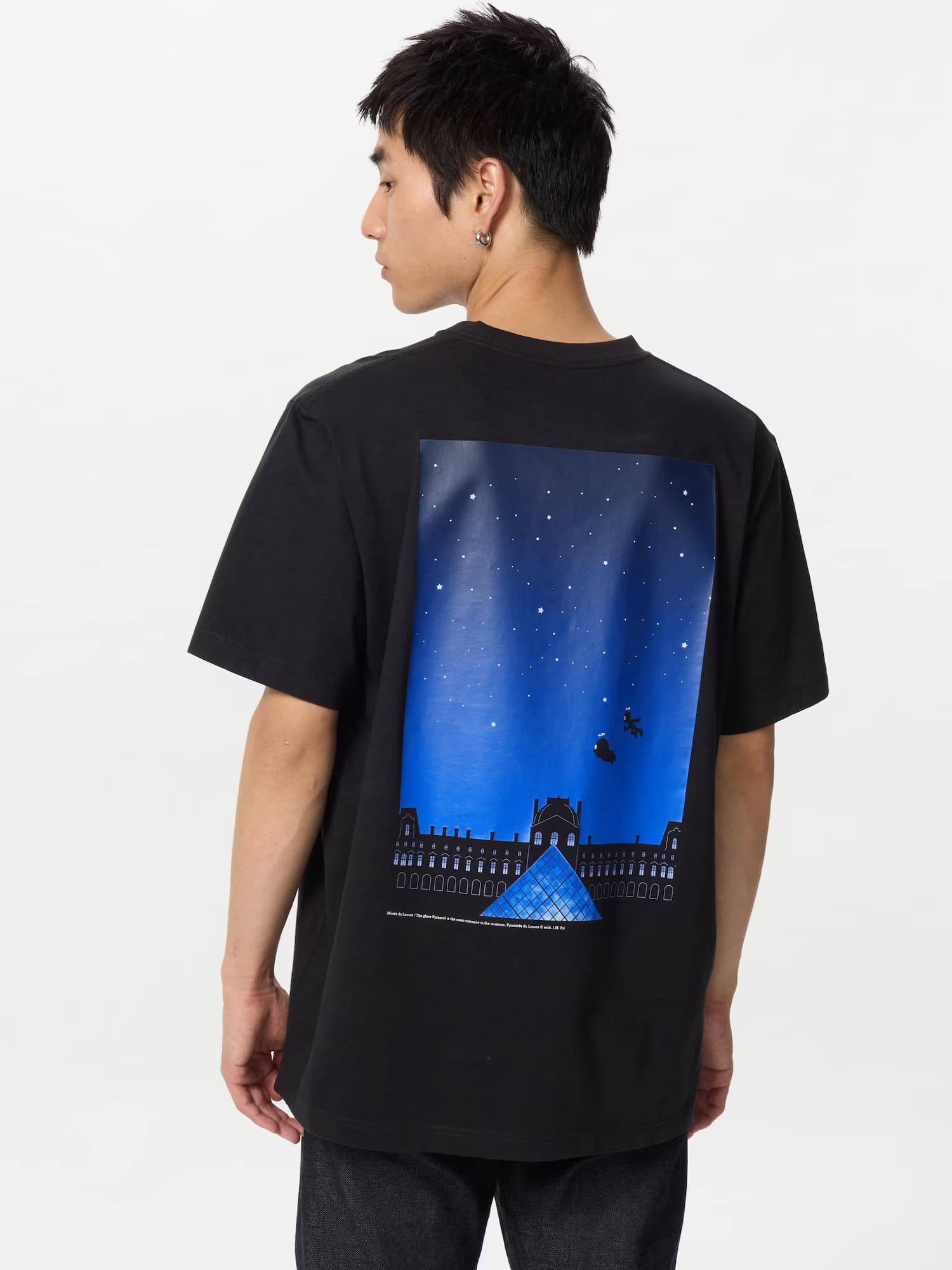 5月下旬発売「ドラえもん＆ルーヴル美術館 UT」