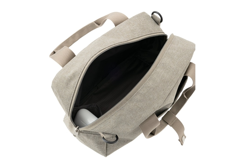 コンパクトなのにたくさん収納できる荷室