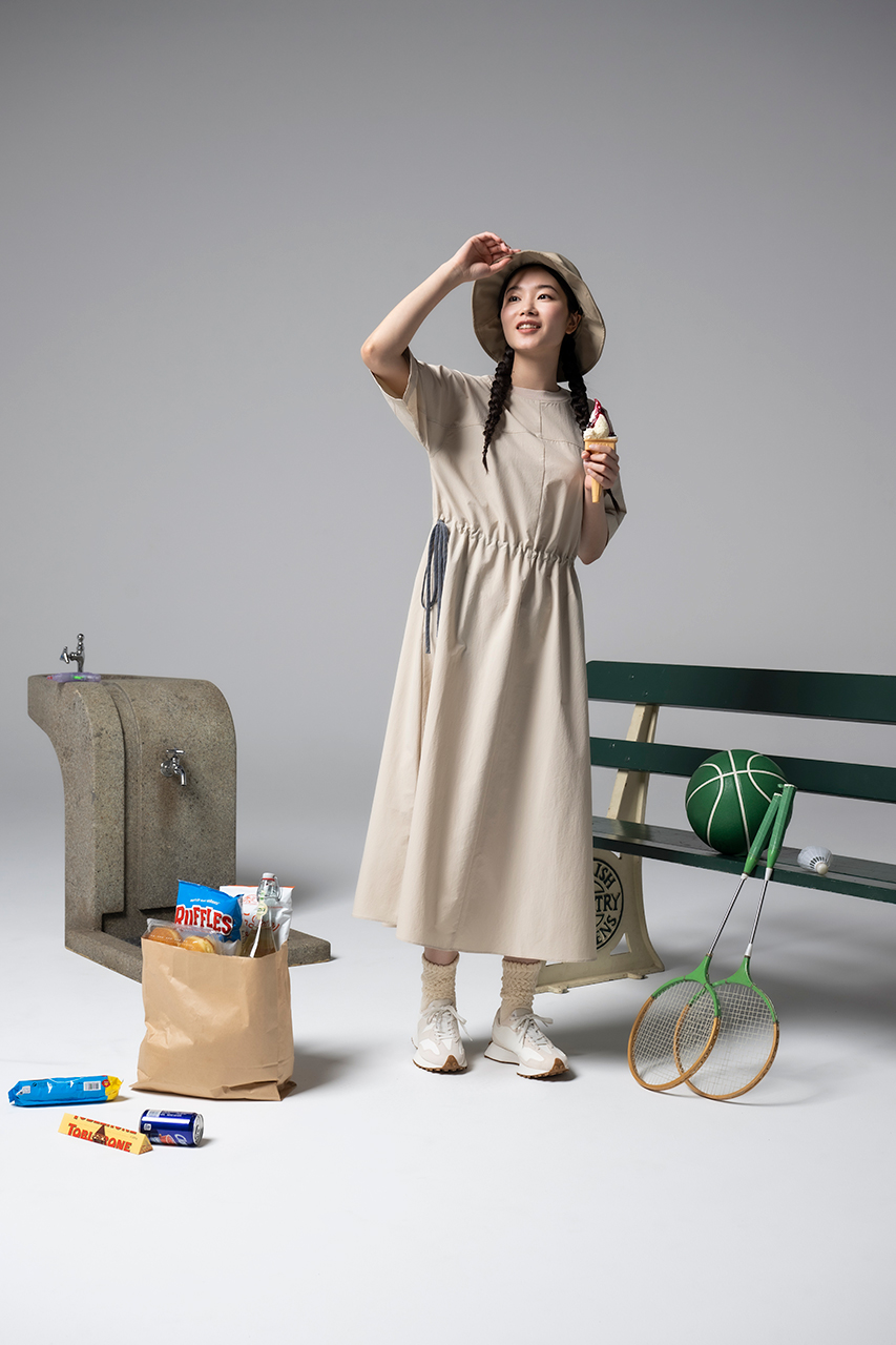 HALF SLEEVE SOFT SHELL DRESS（1万4960円）