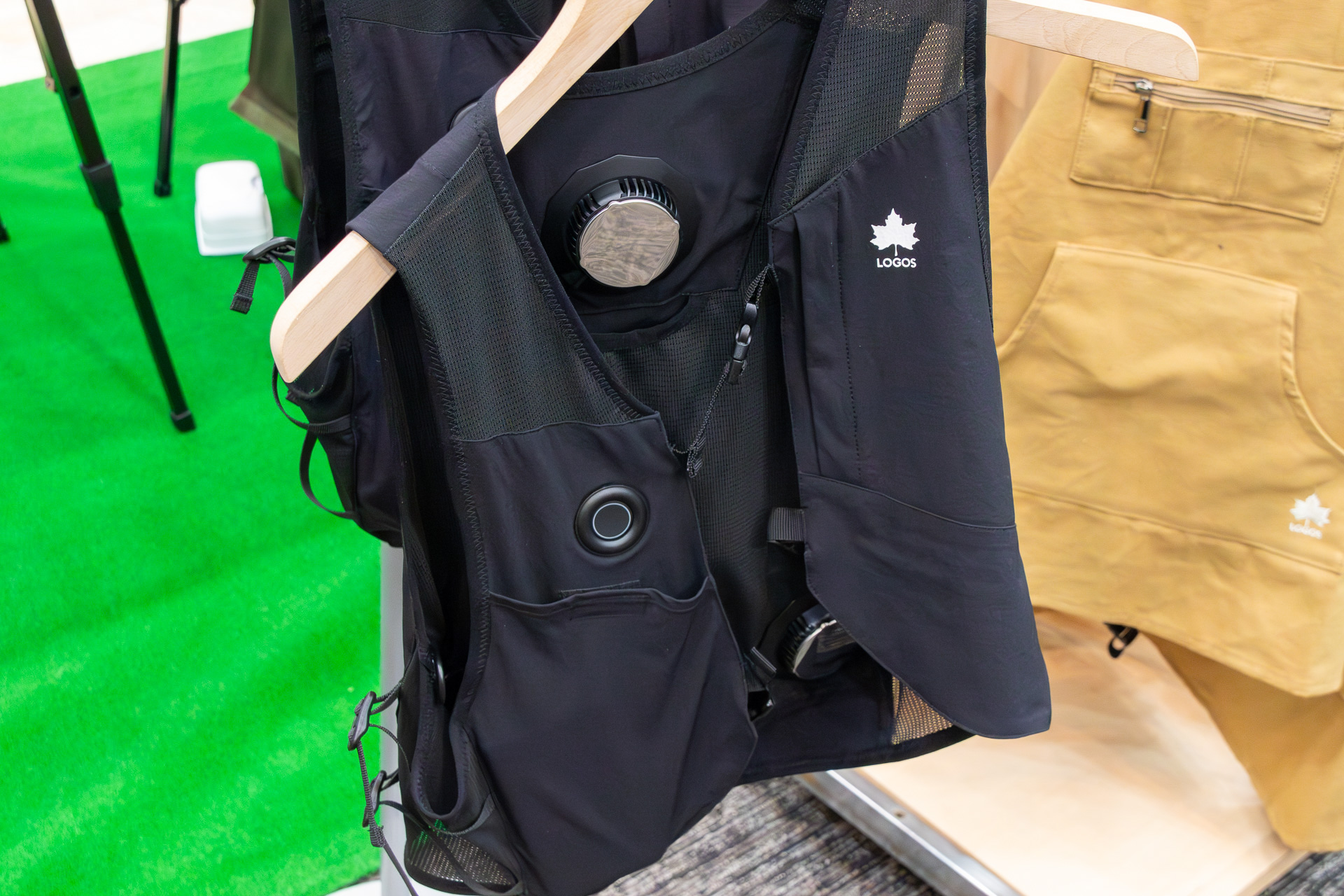 「LOGOS ペルチェクールベスト」