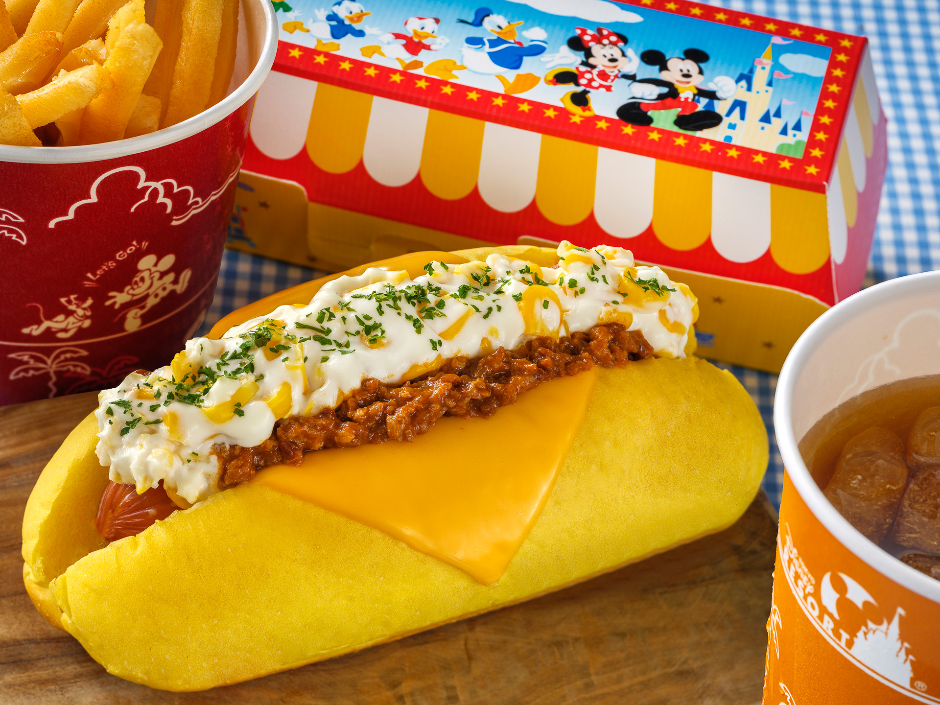 「リフレッシュメントコーナー」の「スペシャルセット」（1240円）