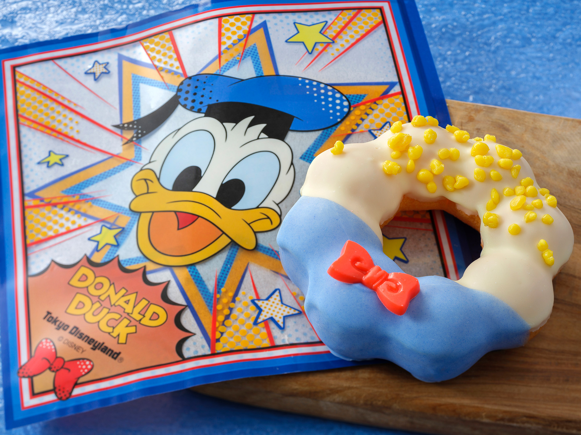 「ラケッティのラクーンサルーン」の「スペシャルドーナツ」（450円）