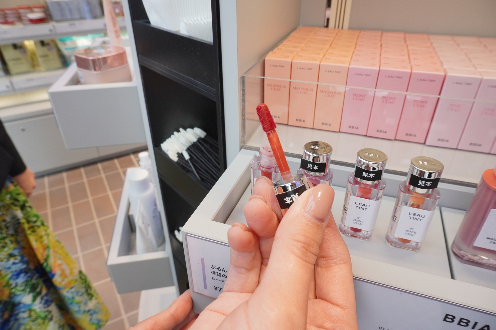 「お出かけ中にメイク直ししたい、でも荷物は増やしたくない」なんてわがままも叶えてくれるかも