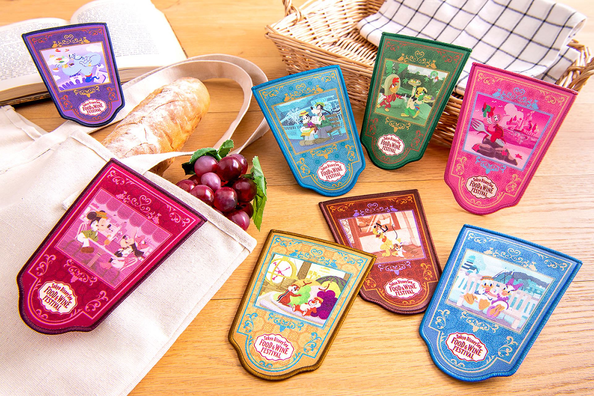 「東京ディズニーシー・フード＆ワイン・フェスティバル」バナーデザインのグッズ