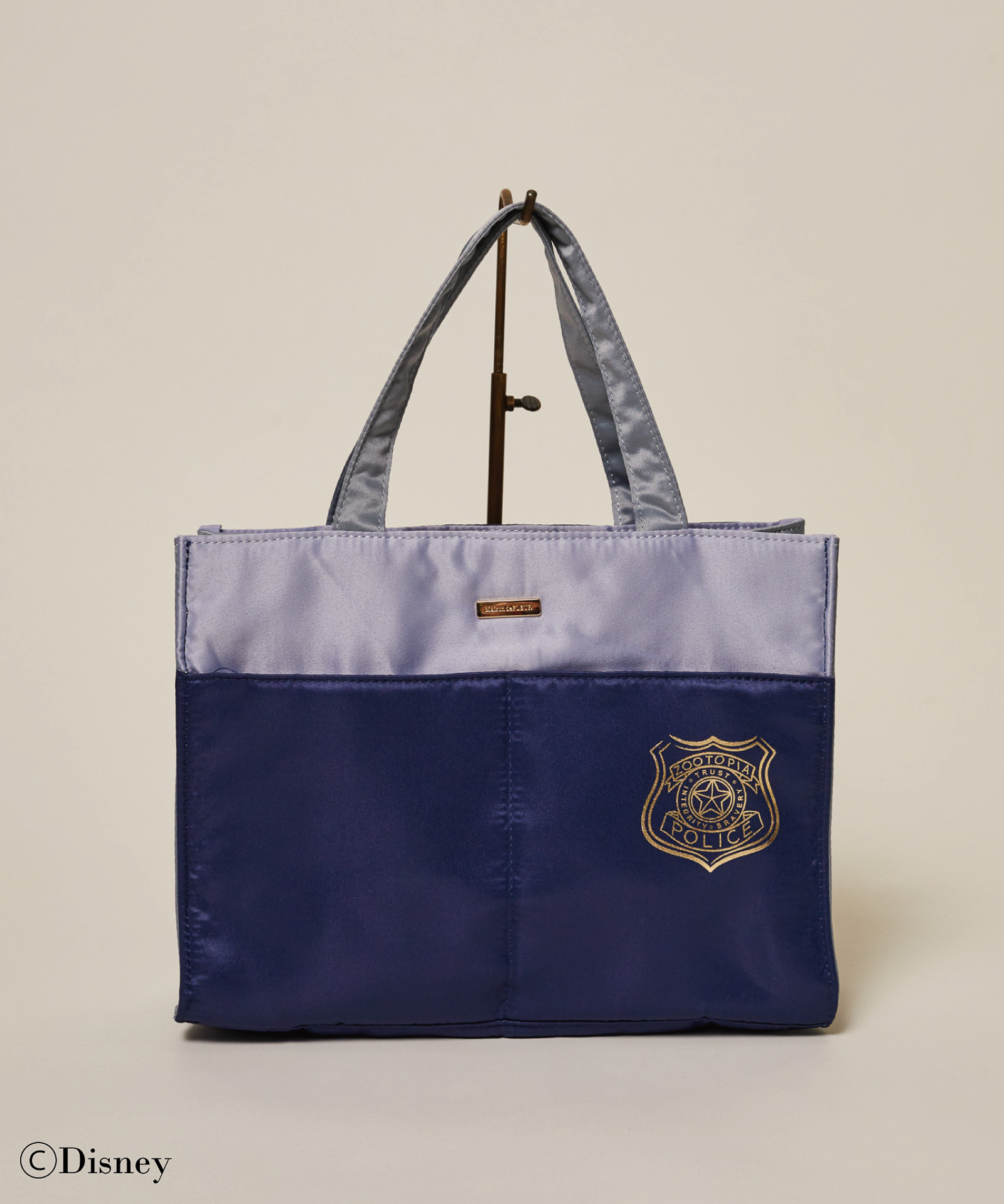 「スクエアトート」（8000円）