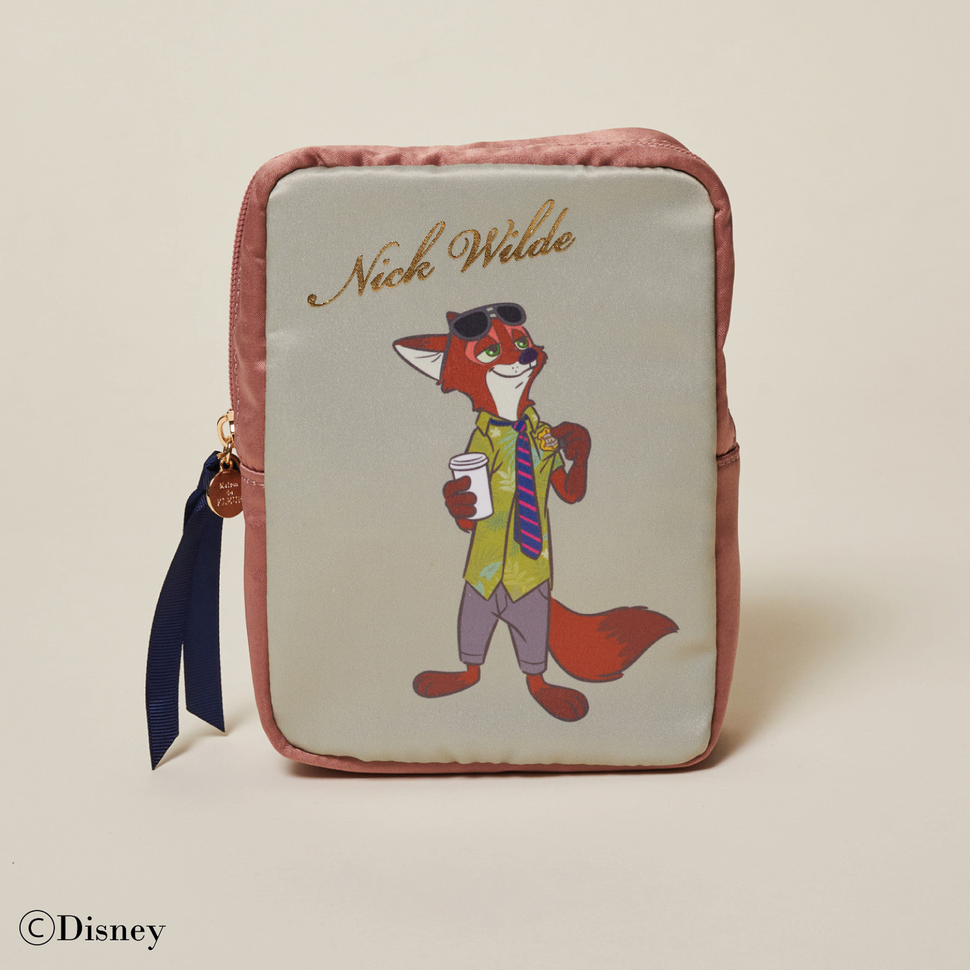 「スクエアポーチ」（4700円）