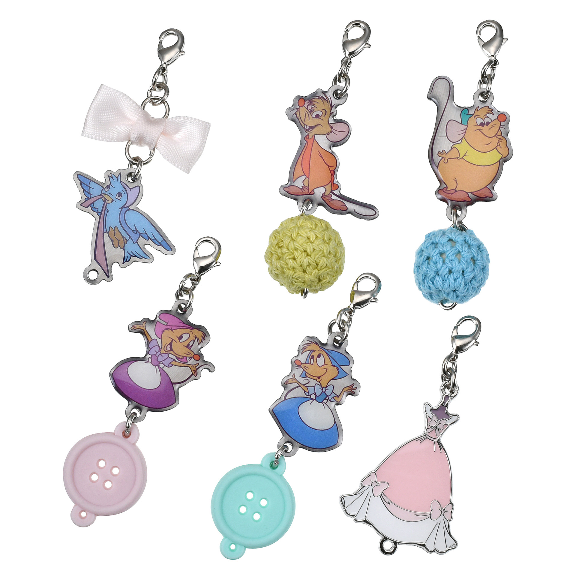 「シークレットチャーム」（各900円）