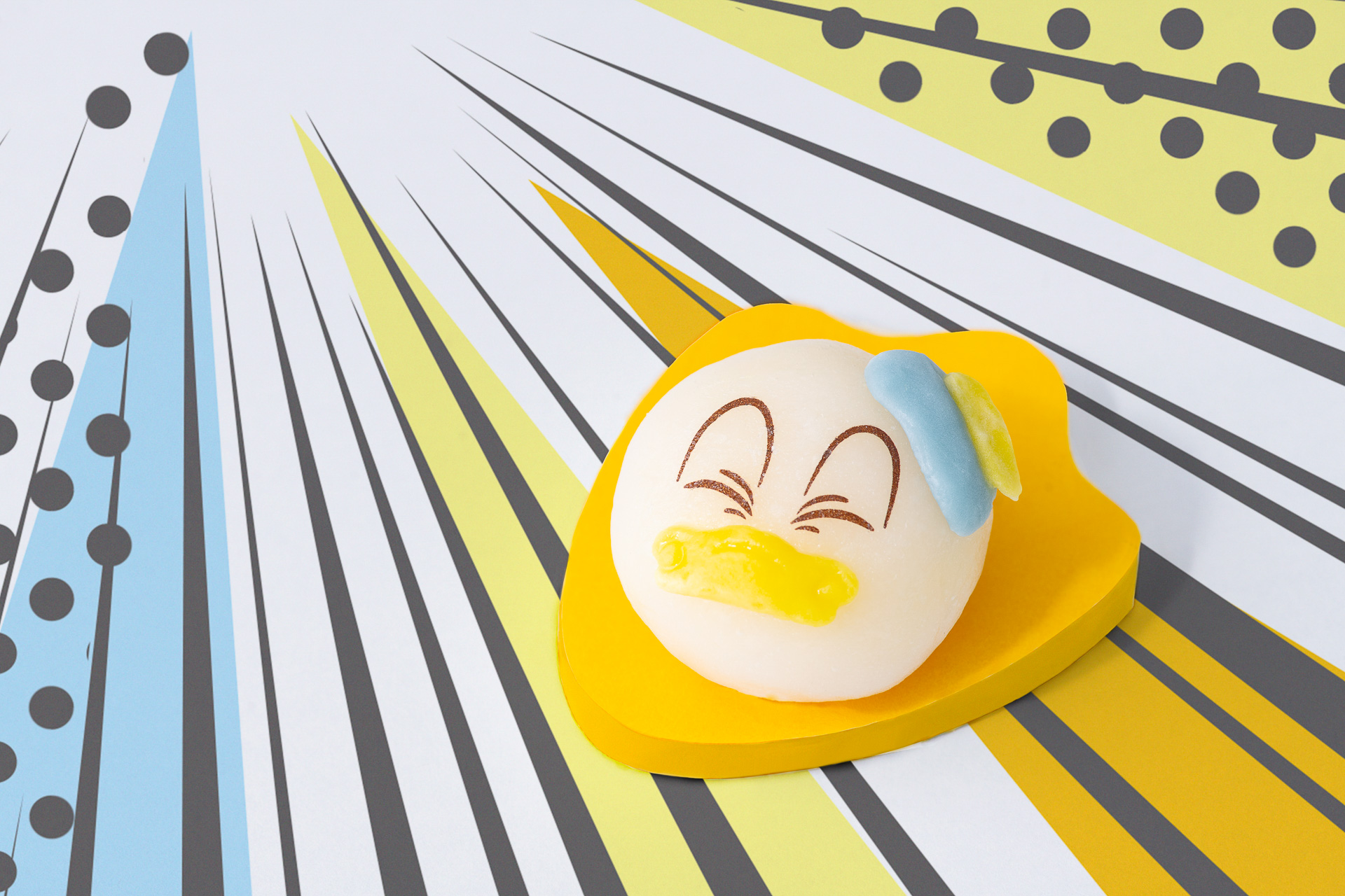 もちもちの生地にミルクとレモンいずれかのクリームが入っている