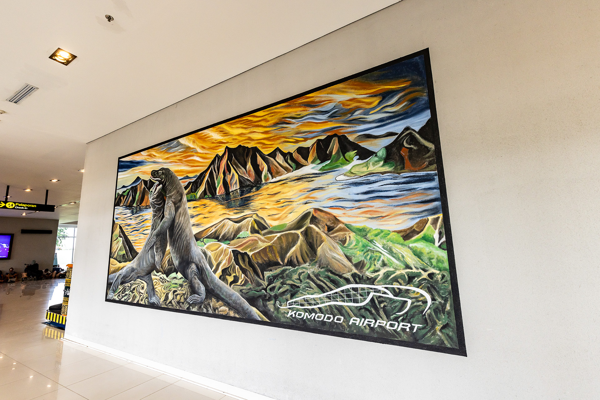 館内にはコモドドラゴンのアート