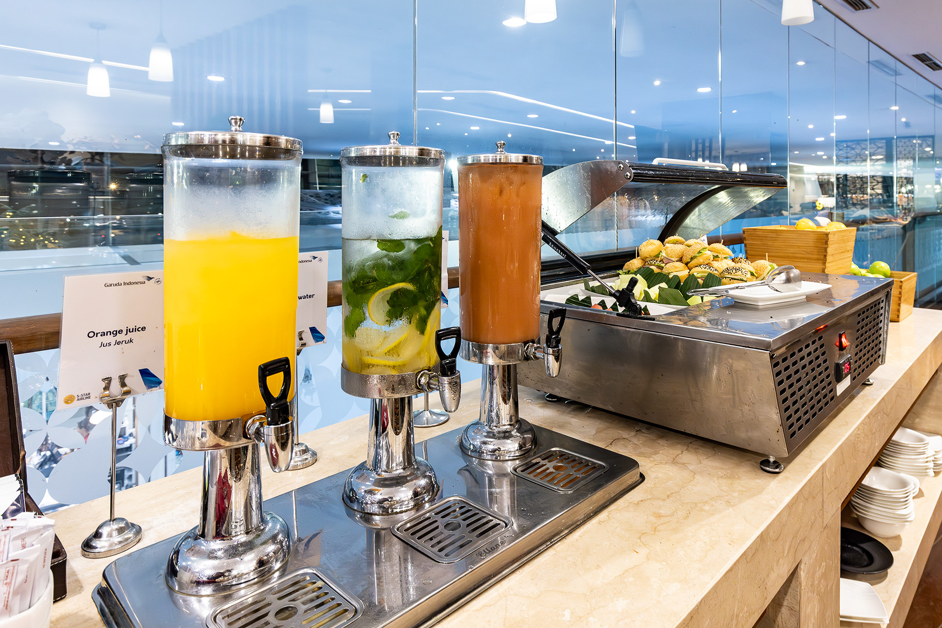 ミールが充実。パスタのライブクッキングコーナーも用意されていた