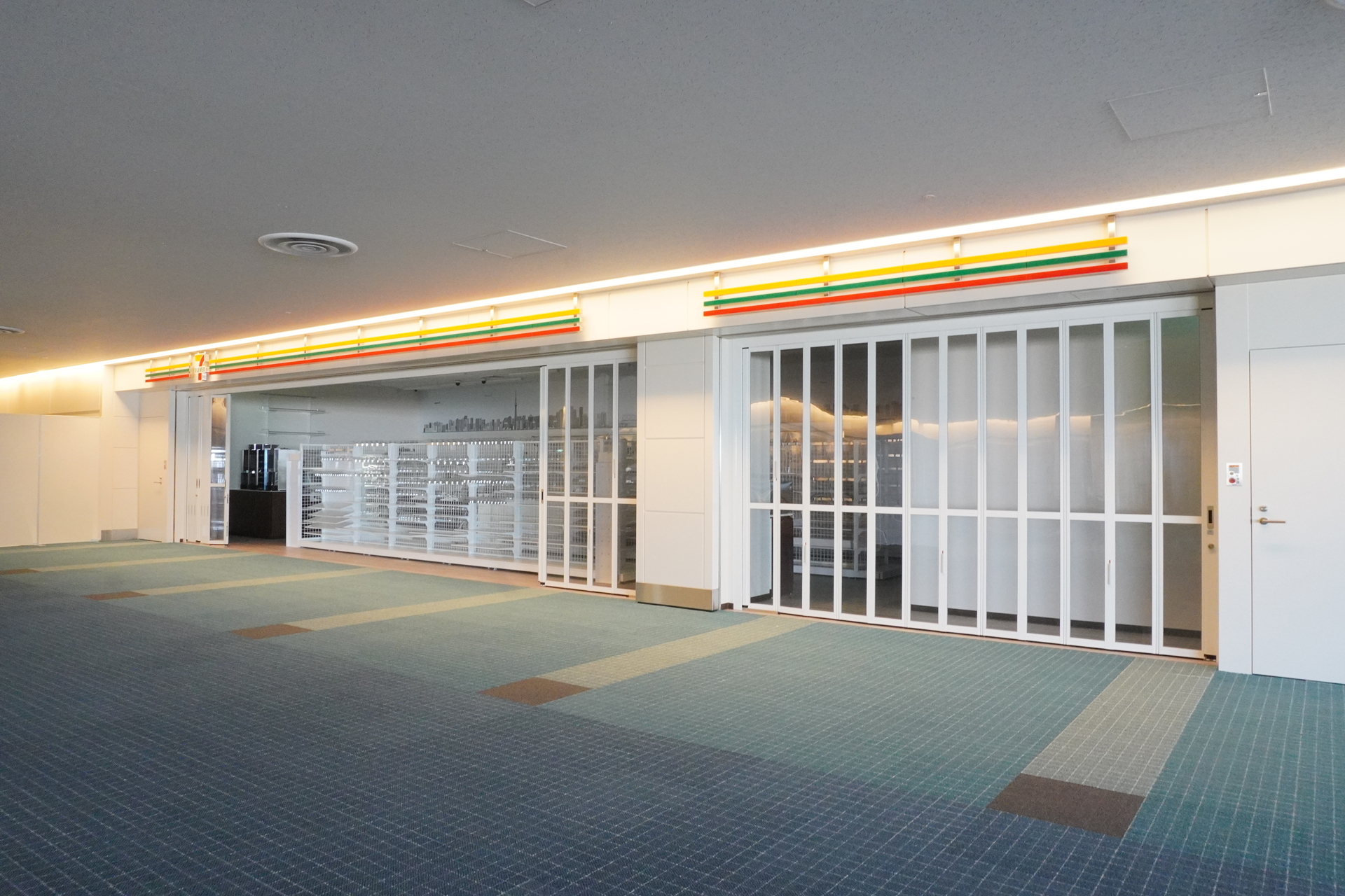 セブン-イレブン羽田空港T2出発ゲート店（営業時間：7時～20時）
