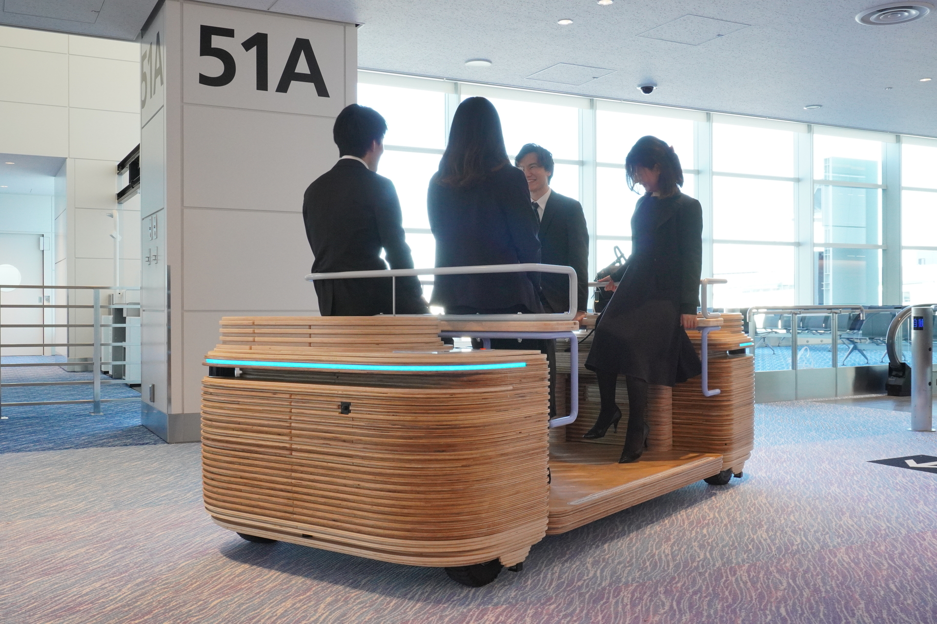 自動走行モビリティ「iino（イイノ）」