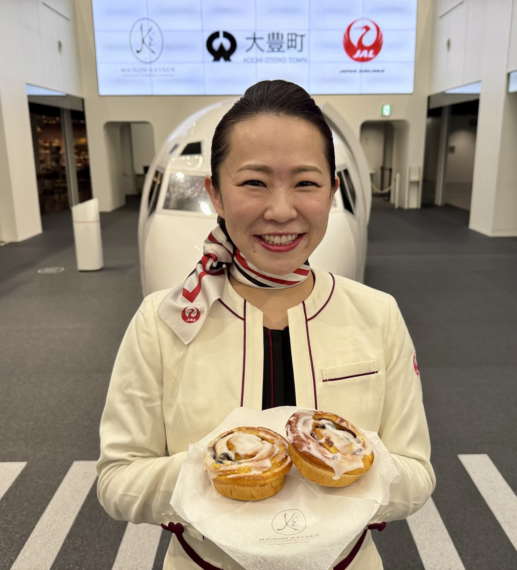JALふるさとアンバサダーに地域の取り組みを聞いた。回答者は高知県JALふるさと応援隊の坂田萌さん
