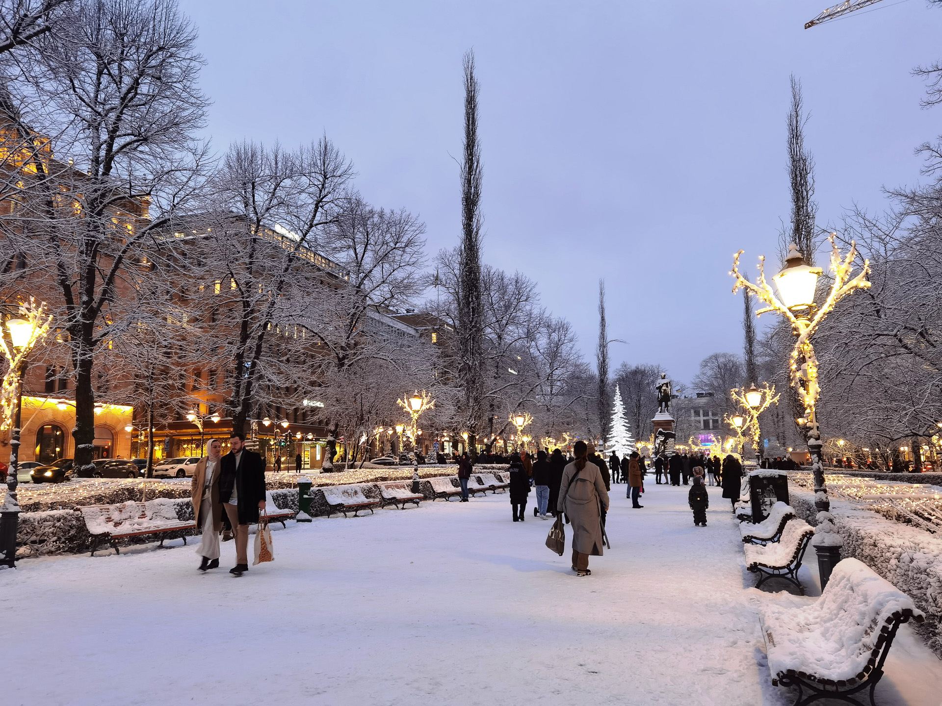 町があっという間に白くなっていきました