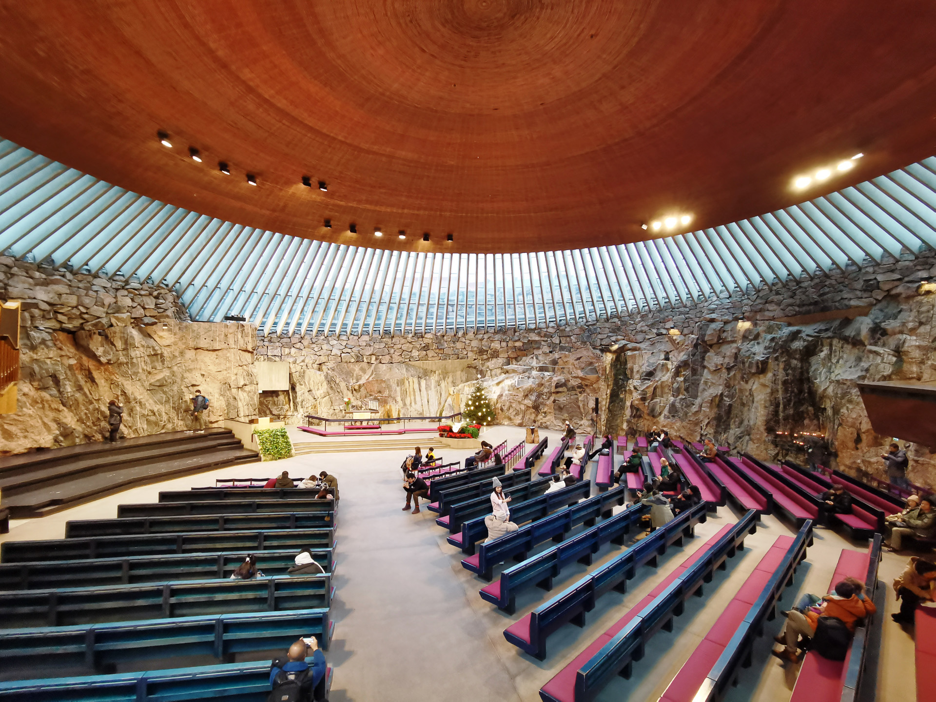 テンペリアウキオ教会