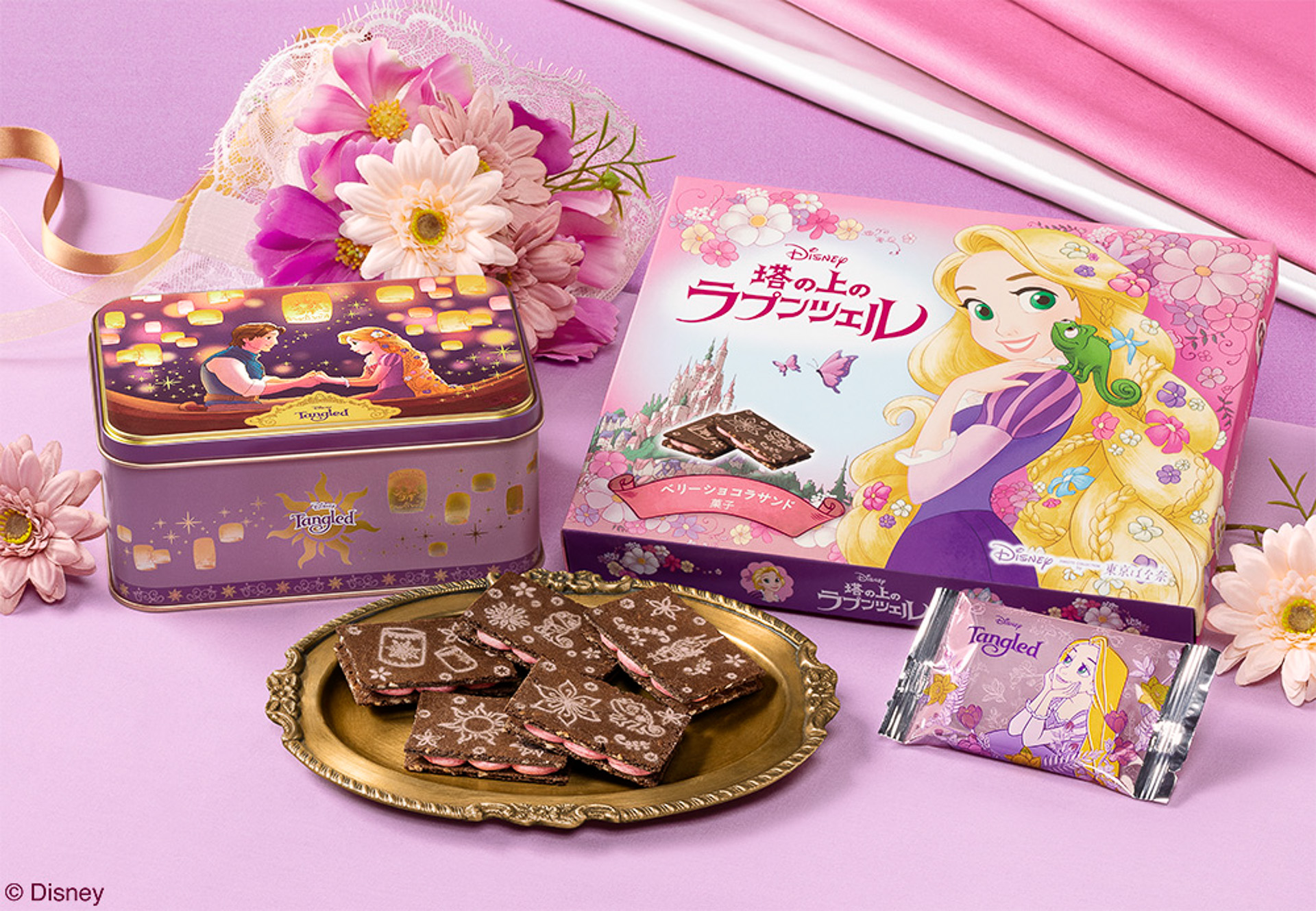 東京ばな奈が「塔の上のラプンツェル/ベリーショコラサンド」が発売