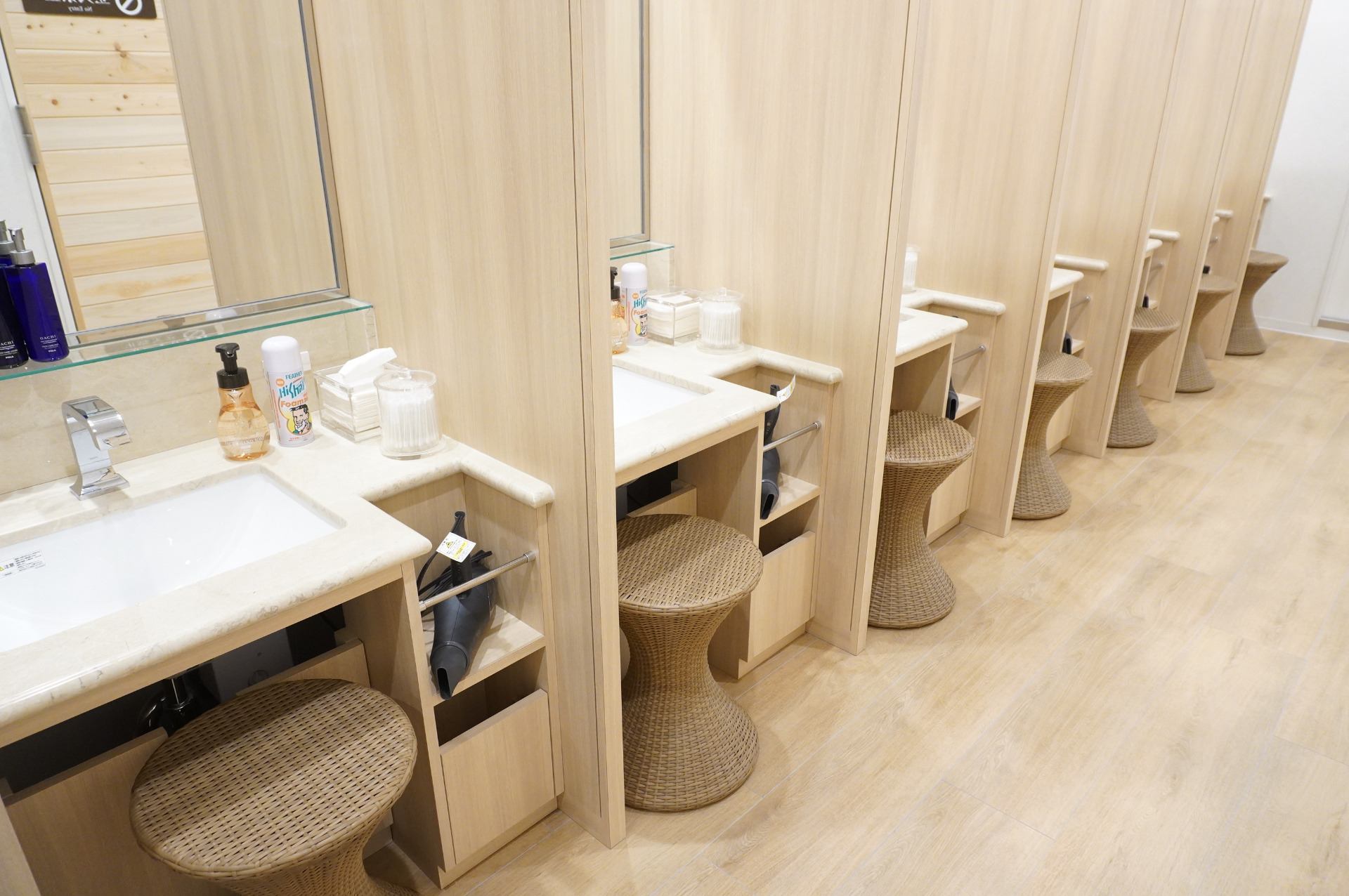 男性大浴場のパウダールーム